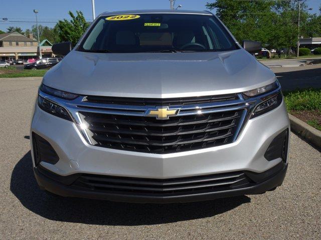 Photo of 2022 Silver Ice Metallic Chevrolet Equinox