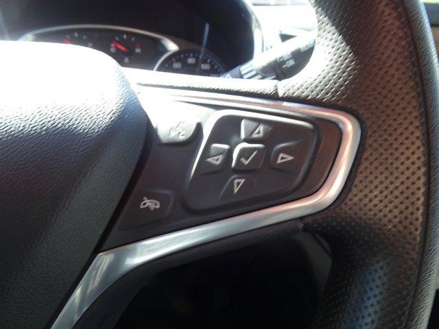Photo of 2022 Silver Ice Metallic Chevrolet Equinox