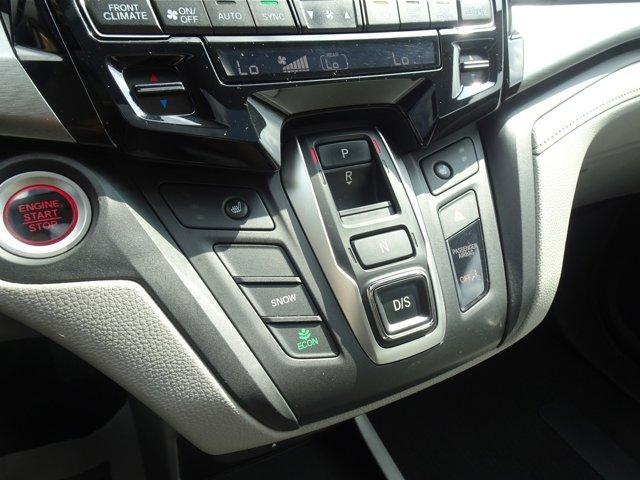 Photo of 2018 Modern Steel Metallic Honda Odyssey