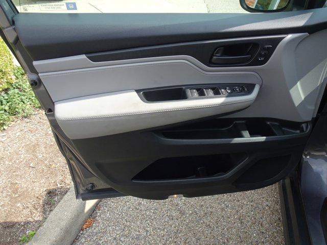 Photo of 2018 Modern Steel Metallic Honda Odyssey