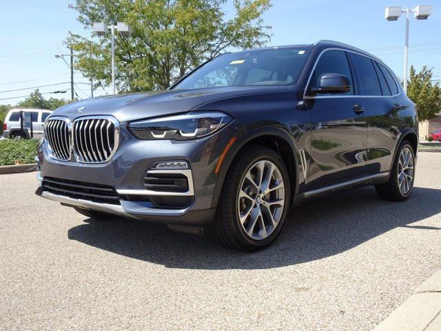 Photo of 2019 Gray Metallic BMW X5