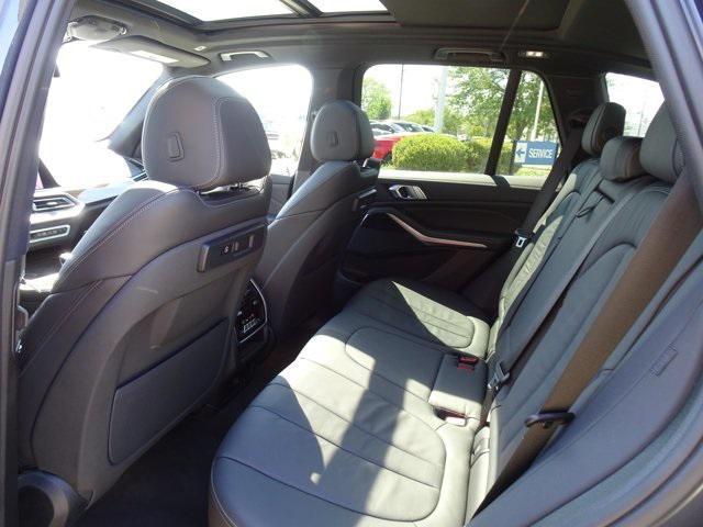 Photo of 2019 Gray Metallic BMW X5
