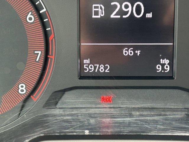 Photo of 2021 Platinum Gray Metallic Volkswagen Jetta