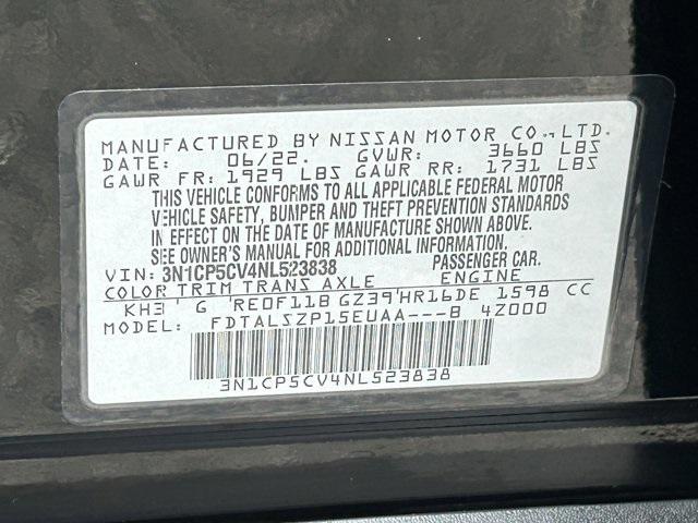 Photo of 2022 Super Black Nissan Kicks