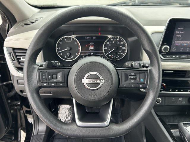 Photo of 2023 Super Black Nissan Rogue