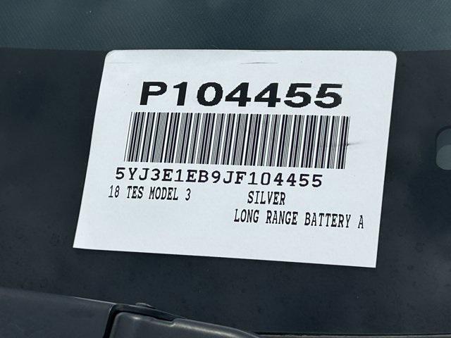Photo of 2018 Silver Tesla Model 3