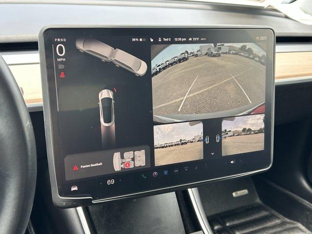 Photo of 2018 Silver Tesla Model 3