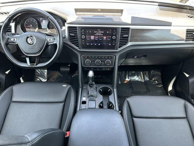 Photo of 2019 Pure White Volkswagen Atlas