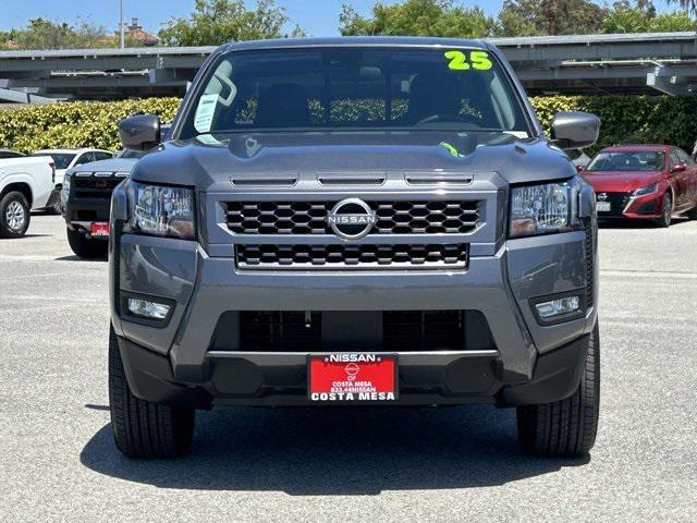 Photo of 2025 Gun Metallic Nissan Frontier