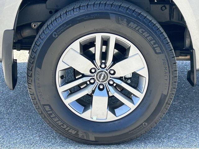 Photo of 2025 Gun Metallic Nissan Frontier