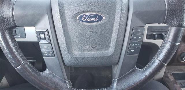 Photo of 2014 Oxford White Ford F-150