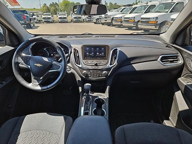 Photo of 2022 Gray Chevrolet Equinox