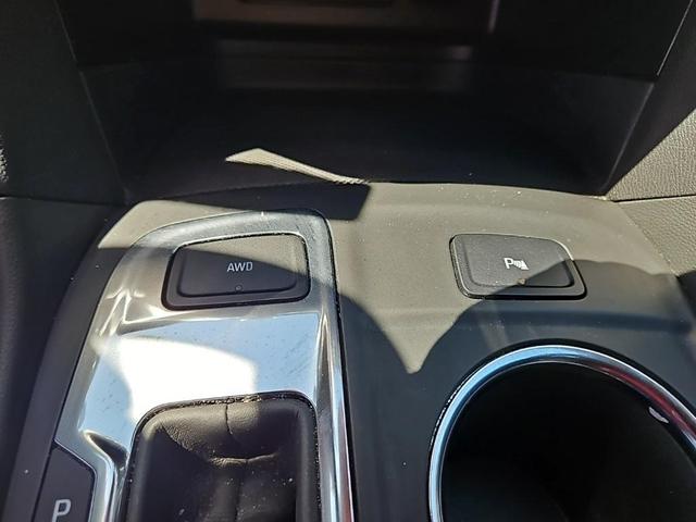 Photo of 2022 Gray Chevrolet Equinox