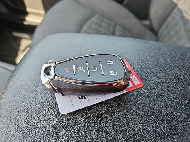 Photo of 2022 Gray Chevrolet Equinox