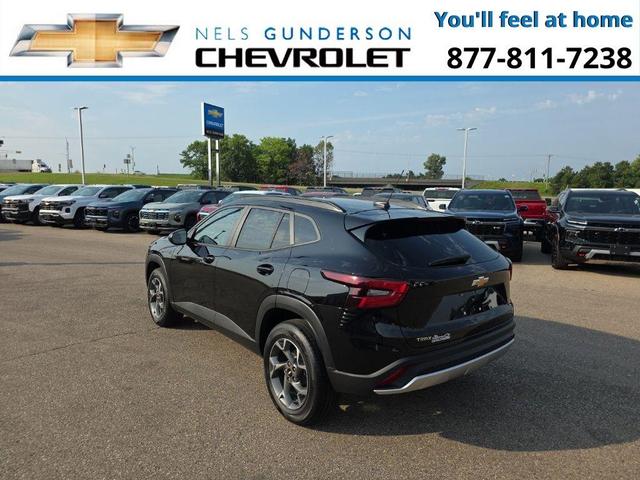 Photo of 2025 Mosaic Black Metallic Chevrolet Trax