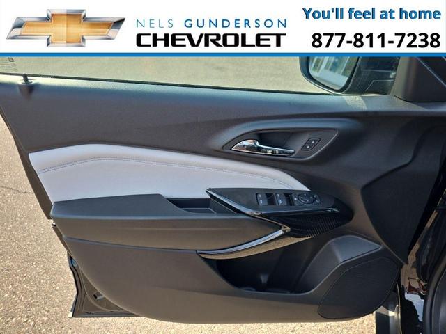 Photo of 2025 Mosaic Black Metallic Chevrolet Trax