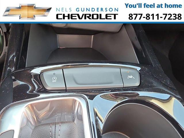 Photo of 2025 Mosaic Black Metallic Chevrolet Trax