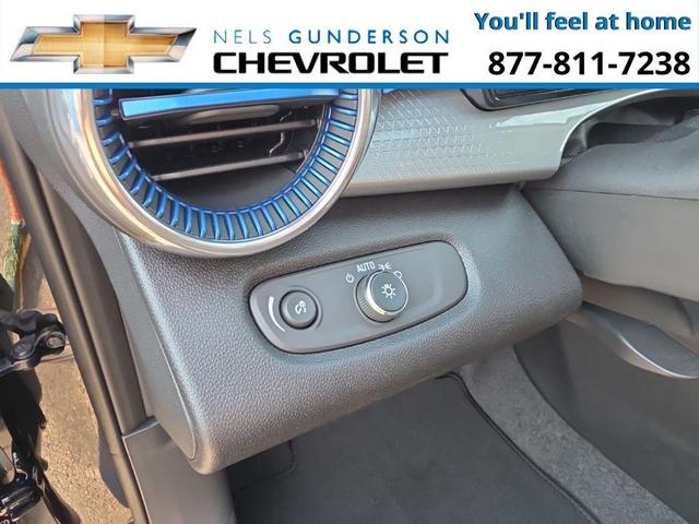Photo of 2025 Mosaic Black Metallic Chevrolet Trax