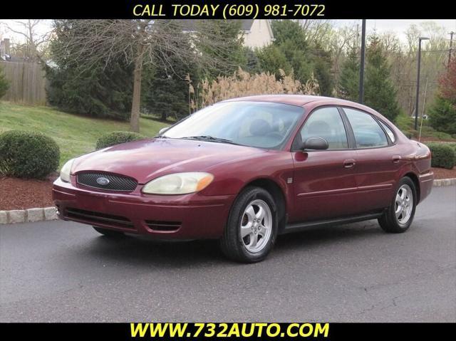 2004 Ford Taurus