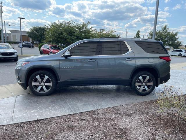 Photo of 2018 Satin Steel Metallic Chevrolet Traverse