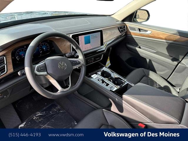 Photo of 2025 Platinum Gray Metallic Volkswagen Atlas