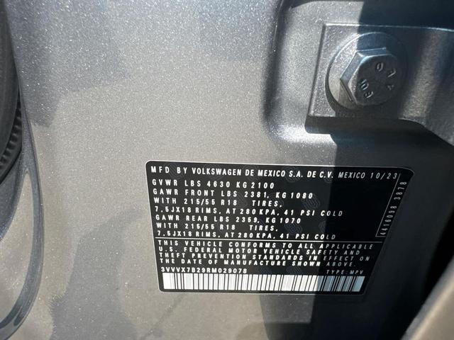 Photo of 2024 Pyrite Silver Metallic Volkswagen Taos