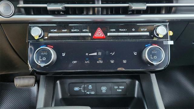 Photo of 2026 Phantom Black Hyundai SANTA CRUZ