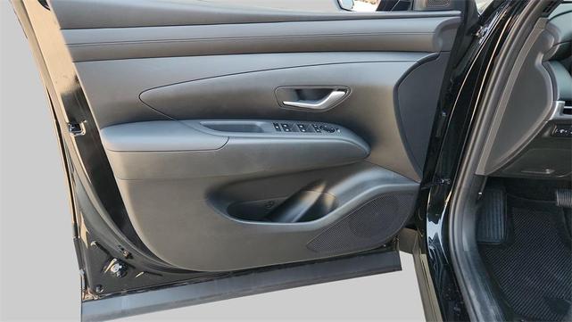 Photo of 2026 Phantom Black Hyundai SANTA CRUZ