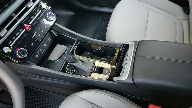 Photo of 2026 Phantom Black Hyundai SANTA CRUZ