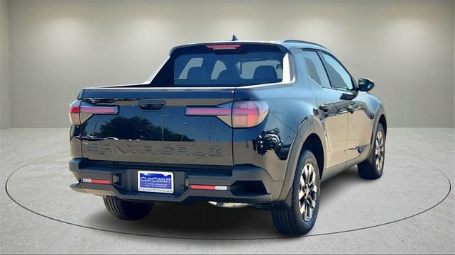 Photo of 2026 Phantom Black Hyundai SANTA CRUZ