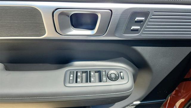 Photo of 2025 Terracotta Orange Hyundai SANTA FE