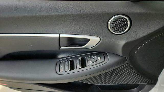Photo of 2026 Serenity White Hyundai SONATA