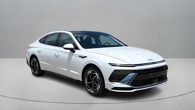 Photo of 2026 Serenity White Hyundai SONATA