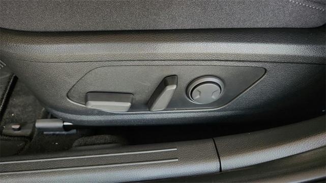 Photo of 2026 Serenity White Hyundai SONATA