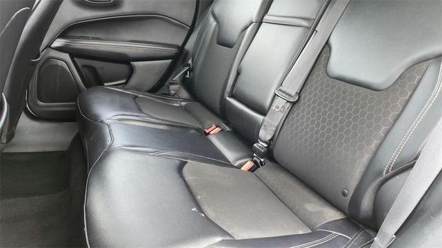 Photo of 2017 White Clearcoat Jeep New Compass