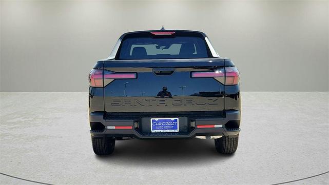 Photo of 2025 Phantom Black Hyundai SANTA CRUZ
