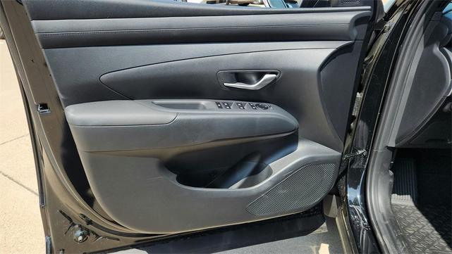Photo of 2025 Phantom Black Hyundai SANTA CRUZ