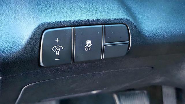 Photo of 2024 Amazon Gray Hyundai ELANTRA