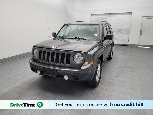Photo of 2016 Gray Jeep Patriot