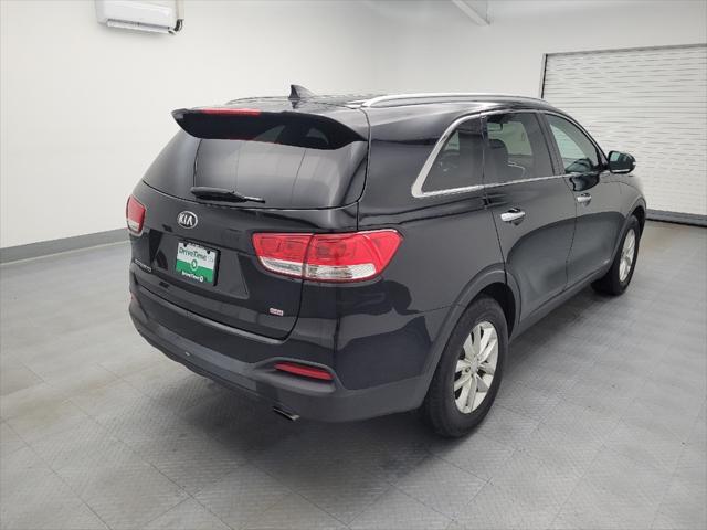 Photo of 2017 Ebony Black Kia Sorento