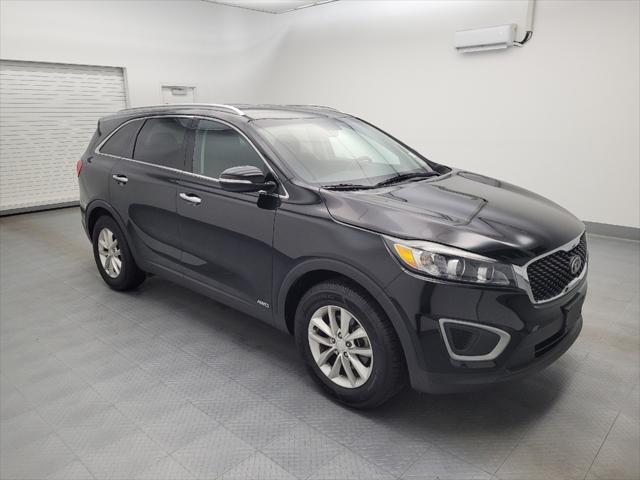 Photo of 2017 Ebony Black Kia Sorento