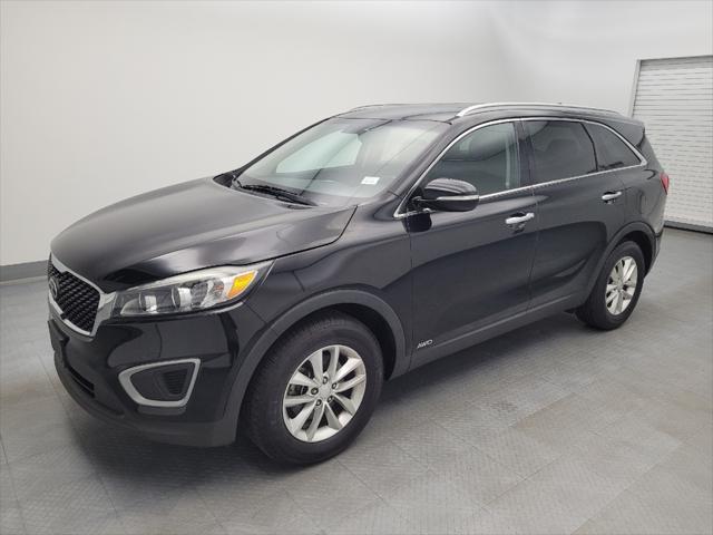 Photo of 2017 Ebony Black Kia Sorento