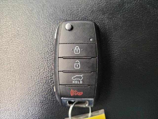 Photo of 2017 Ebony Black Kia Sorento