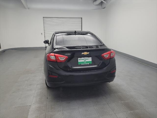 Photo of 2018 Mosaic Black Metallic Chevrolet Cruze