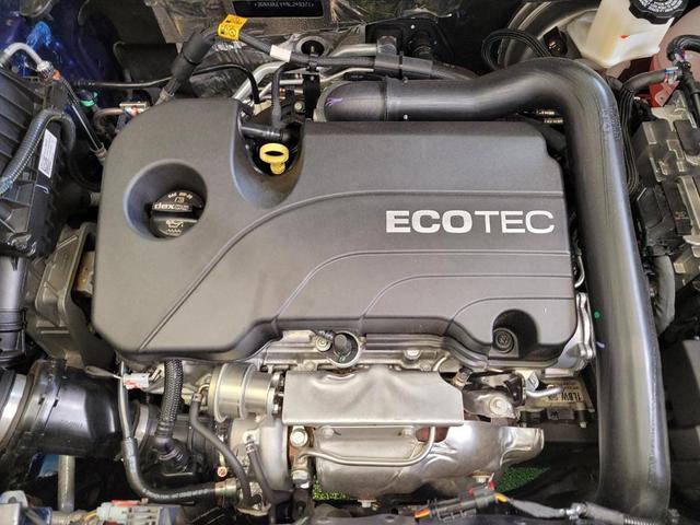 Photo of 2022 Blue Chevrolet Equinox