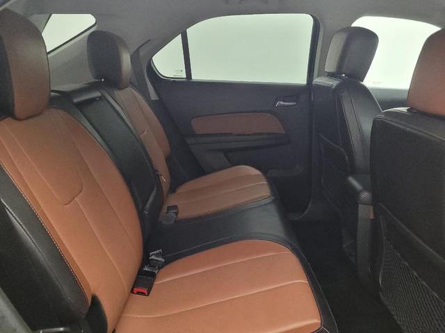 Photo of 2017 Mosaic Black Metallic Chevrolet Equinox