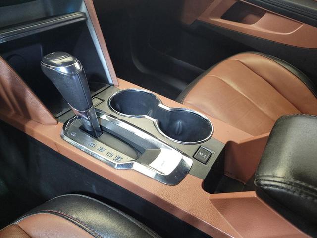 Photo of 2017 Mosaic Black Metallic Chevrolet Equinox