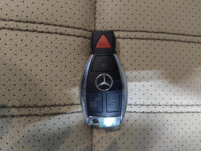 Photo of 2017 White Mercedes-Benz GLE 350