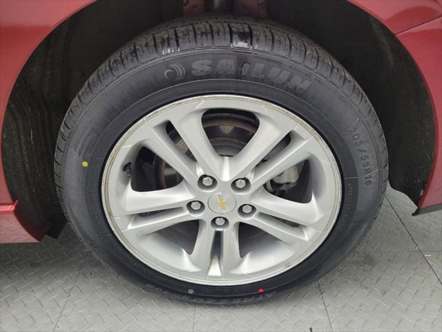 Photo of 2017 Red Chevrolet Cruze