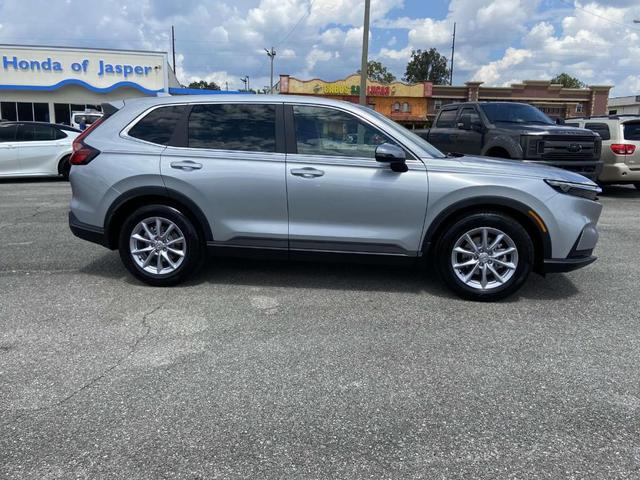 Photo of 2026 Silver Honda CR-V